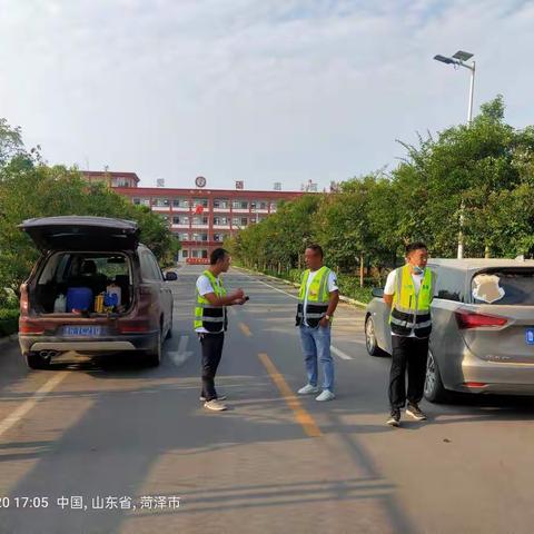 “防疫消杀”净校园  “闪电救援”显威力