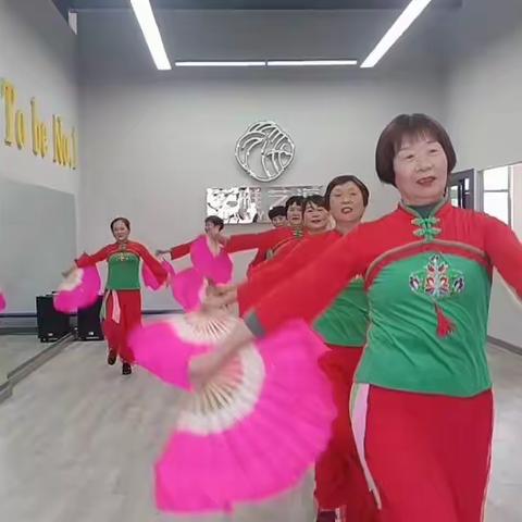 扇子舞《大喜的日子》2023.11.22
