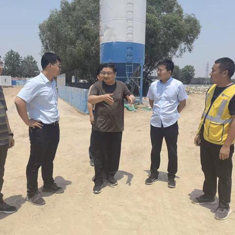 山东济铁工程监理公司董事长范华莅临中铁六局台前县G342下穿瓦日汤台及京九铁路桥工程检查指导防汛抗汛工作
