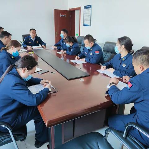 后勤保障科传达贯彻行政办公会议精神   全面推进重点工作