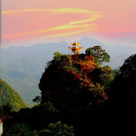 佳作欣赏（总154期）摄影人交流平台（2022/08/27)