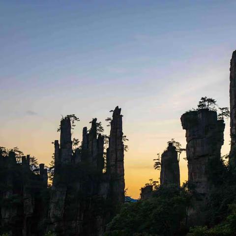 22年10月25日-31日凤凰/张家界/芙蓉古镇摄影团