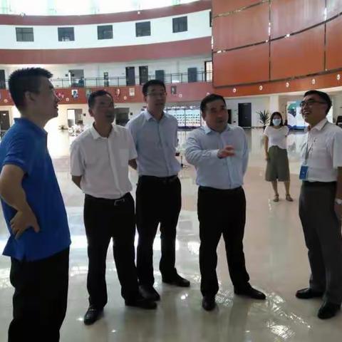 三亚副市长花兴一行调研清华大学三亚国际数学论坛