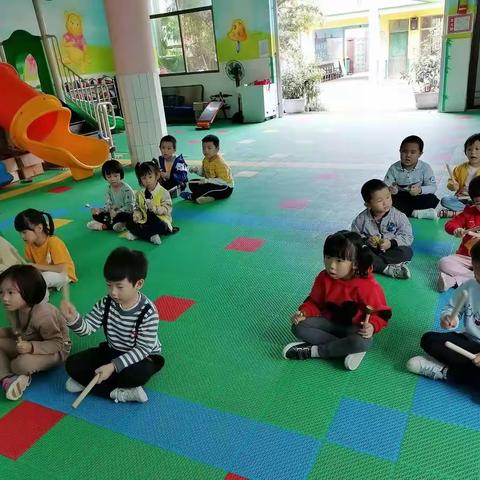 第五周特长班小梵高美术与奥尔夫音乐与您分享