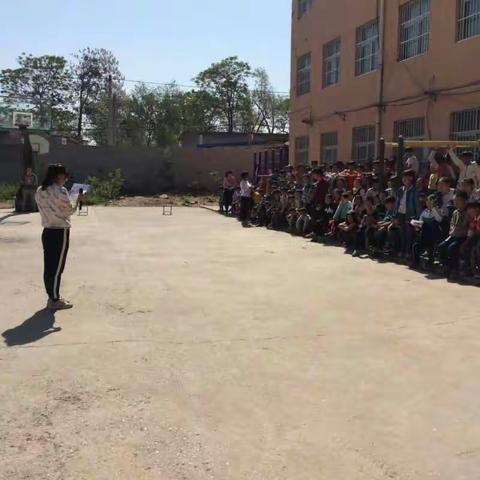 奋力拼搏 绽放自我——安都乡大双完全小学2017年春季运动会