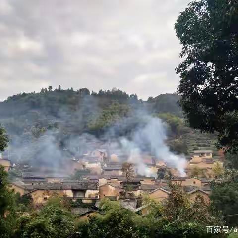 一首乡情题材歌词