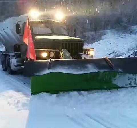 迎佳节，交通局以雪为令，保畅通
