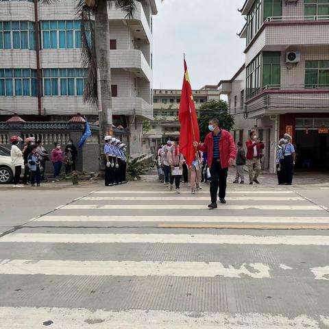 交警进校园   安全伴我行