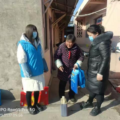 宝应县云鸽爱心协会【红色创投云鸽“温馨家园”】氾水镇胜利社区暖冬行动！