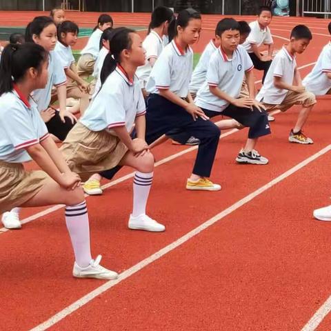 技能比拼亮实力，知行合一展风采——第十五小学参加全市体育教学技能大赛