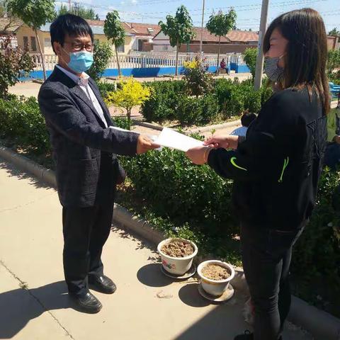 家校合力，筑牢“安全防护墙”