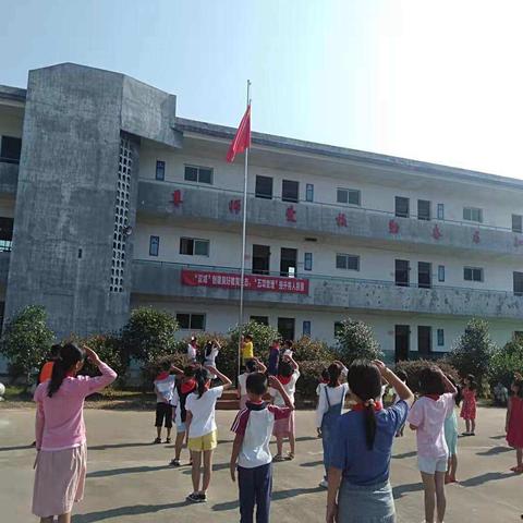 加强课后服务，提高兴趣素养