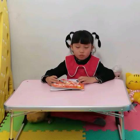 书香润童心 阅读伴成长——苗二班故事分享活动