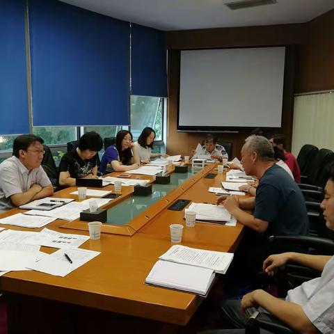 多措并举，全面推进背街小巷整治工作