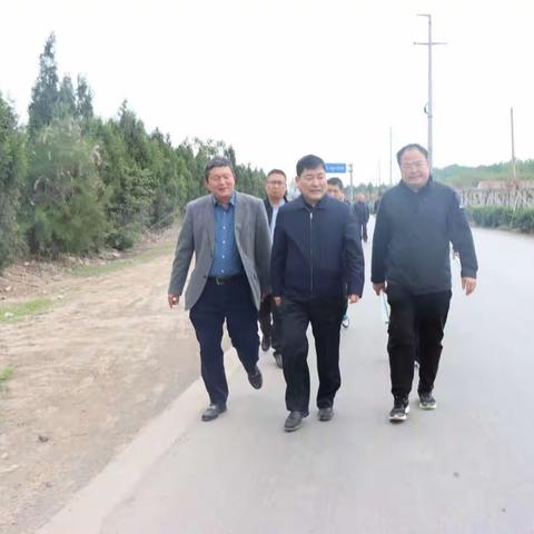 实地调研、一线察看，逐点规划、盯办落实！—市领导贺良现场指导保税园区内外环境打造工作