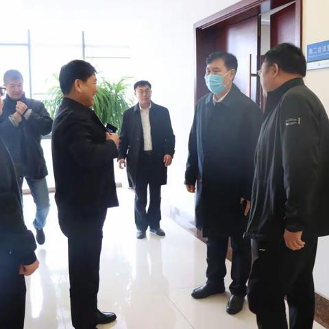 市领导贺良陪同河港集团董事长曹子玉到武安保税物流园区调研