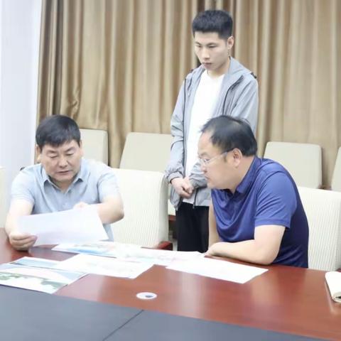 市领导贺良到保税物流中心现场调度工作