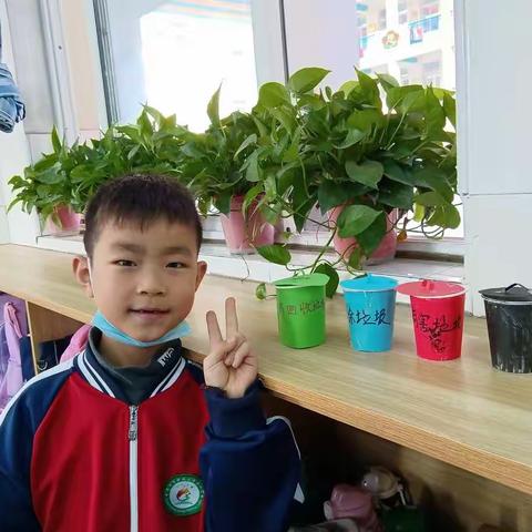立体图形创意拼搭——一（7）班手工拼搭线上展示活动