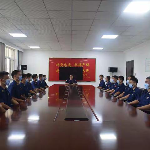 丛台北路消防救援站开展《习近平谈治国理政》第四卷学习会
