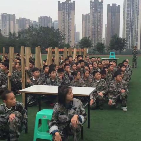 团结奋进的四连