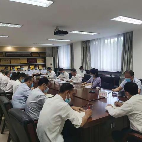 市财政局传达学习全市作风建设大会会议精神