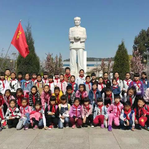 万里继续走，千担永远挑 ——马各庄小学沙石峪德育基地活动