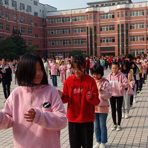 校园光影，印记青春(六三班)
