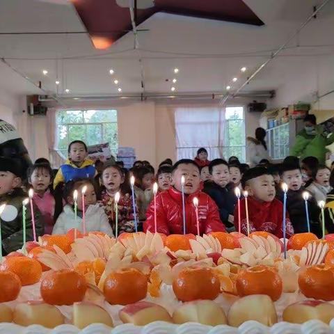 康贝儿金林碧水幼儿园❣️11.12.1月份❣️宝贝生日会