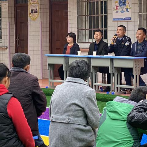 弘扬法治精神 创建平安校园——记城固特殊教育学校法制报告会