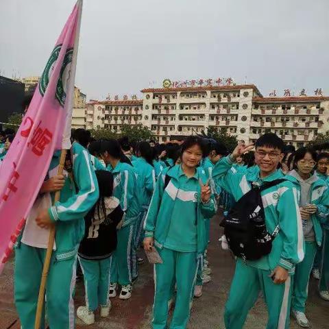 植树造林，造福人类—记2023-2-17，高一211班全体同学参加植树活动