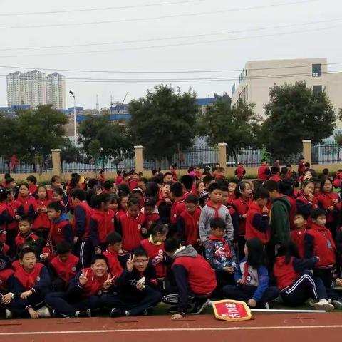 竞争与合作，对抗与交流――三门峡清华园小学部校职工运动会