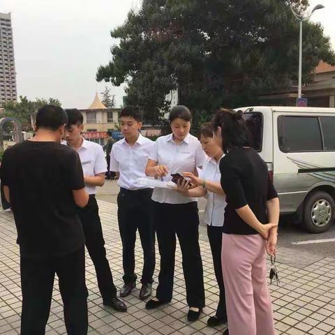 钢城支行营业室—金融服务进万家与ETC服务的完美结合