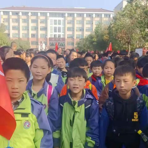 我和秋天的约会——五3班秋游实践活动