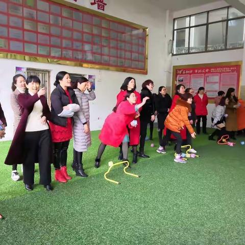 生命因你而精彩，生活由你而多彩一一记附小庆“三八"妇女节活动