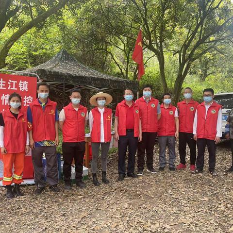 廷锴纪念中学党员干部积极参与森林防火宣传劝导工作