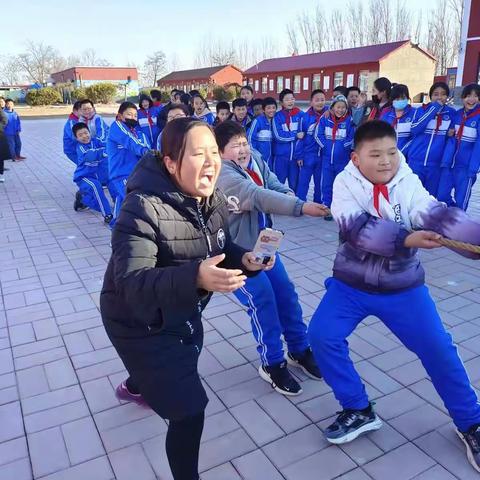 凝心聚力，勇敢前行——北沃头小学拔河比赛