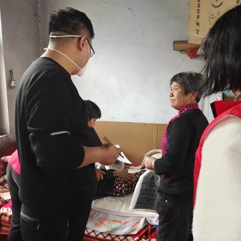 春风送温暖 情暖残疾人