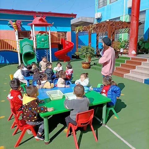 天天乐幼儿园——重阳节“我为爷爷奶奶做点事”