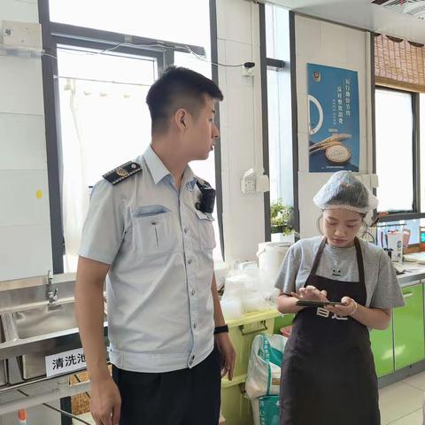 【温泉镇平安建设办】开展餐饮单位检查行动