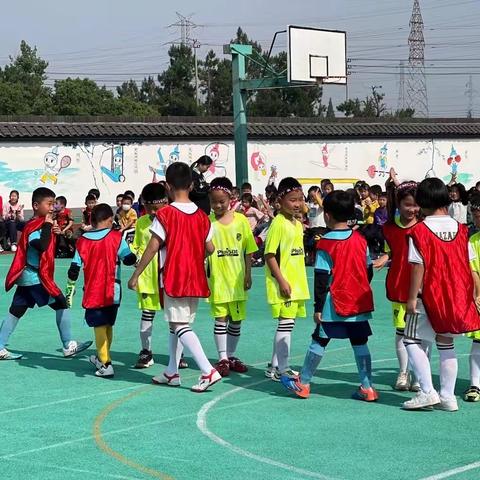 【美好蒋小·校园足球】“童”心飞扬，“足”下生辉——蒋堂镇中心小学举行班级足球联赛颁奖仪式