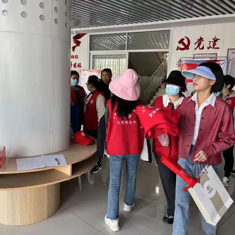 相聚植树节，爱在春天，苗绘梦想——主题党日植树活动