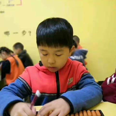 【专访】神墨珠心算小学员赵旭尧