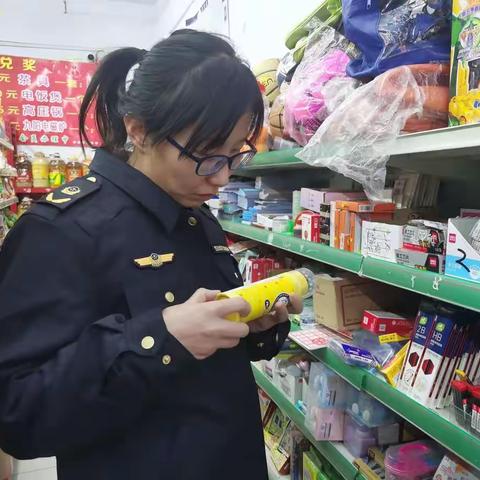 【我为群众办实事】章丘区市场监督管理局圣井所开展学生文具价格专项检查