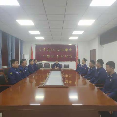 应急通信与车辆勤务站组织召开营门岗哨管理教育会