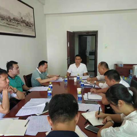 王小荣主持召开“三月三”活动指挥部办公室工作会议