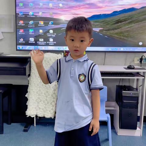 府前艺术小一班主持汇总