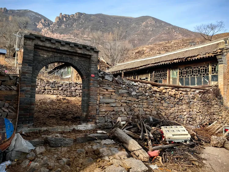 探秘蔚县阁上老村