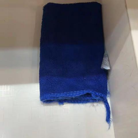 超市部生活广场烟酒柜联合巡场问题汇总