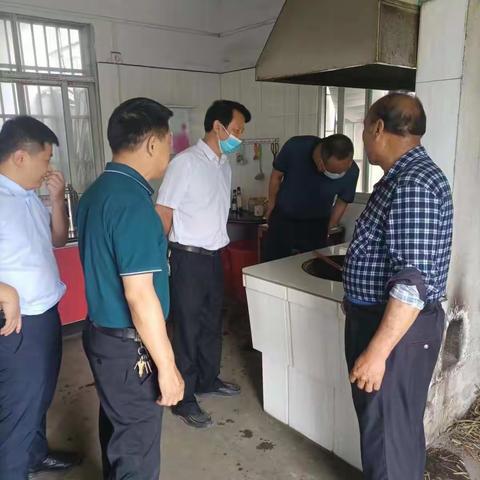 县民政局推进“三下基层”，用心用情暖民心