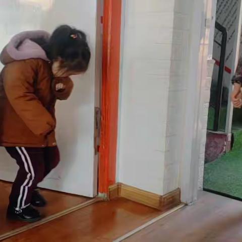 金起点幼儿园逃生演练